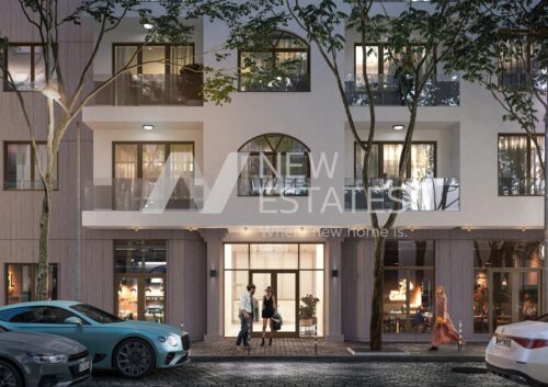 Бутикова сграда с отличителна архитектура в сърцето на София