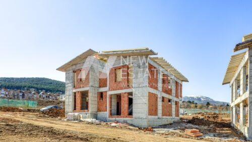 Луксозен жилищен комплекс с къщи и апартаменти в подножието на Витоша